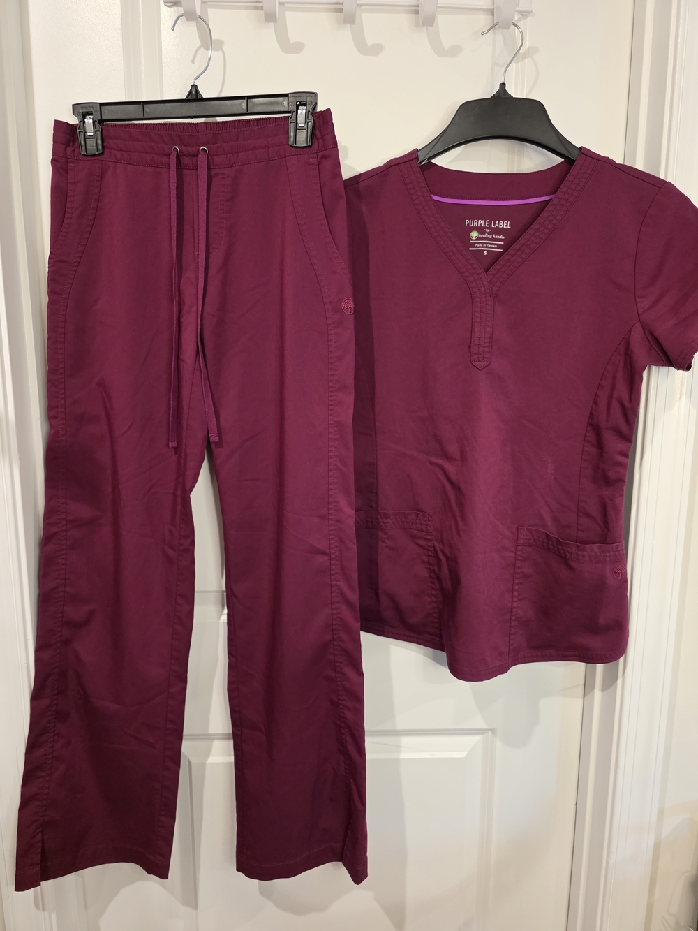 Healing Hands Purple Label Women’s Scrub Set